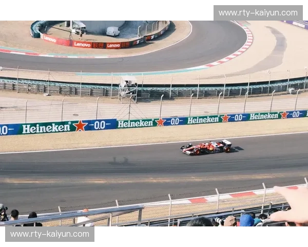 F1赛事转播技术革新：让速度与激情从赛道直抵你的心跳